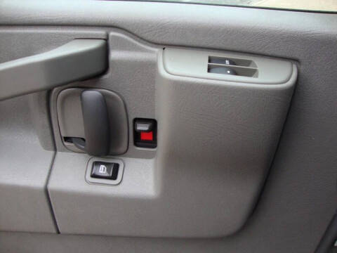 2017 Chevrolet Express LS 2500