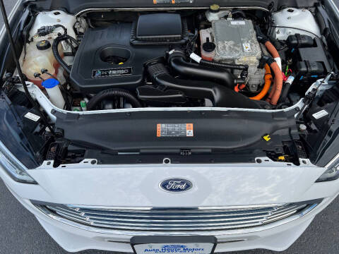 2018 Ford Fusion Hybrid SE