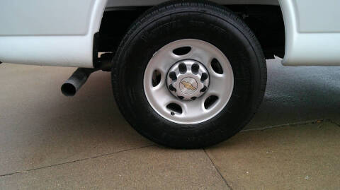2025 Chevrolet Express 2500