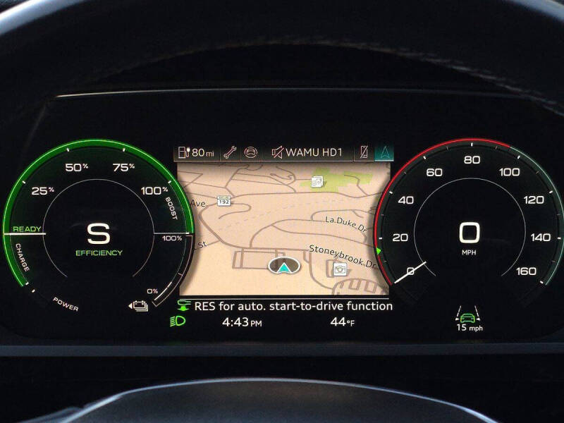 2024 Audi Q8 e-tron quattro Premium Plus