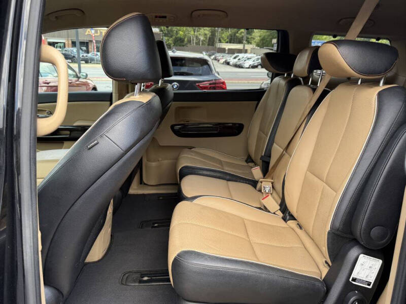 2016 Kia Sedona Limited