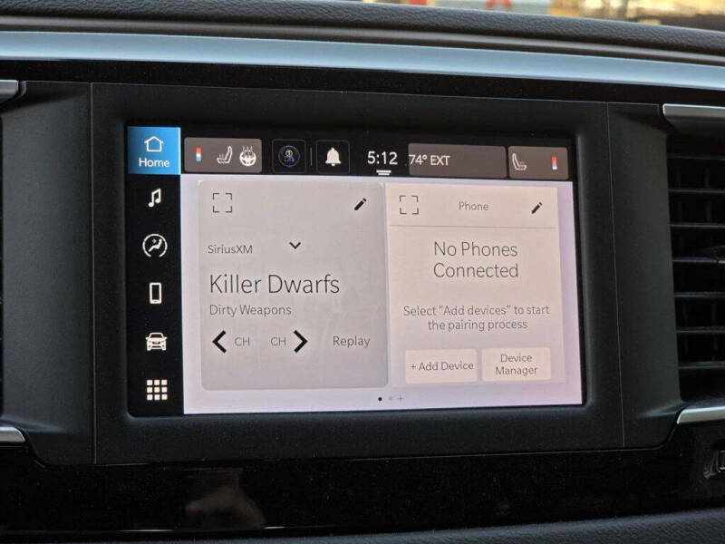 2023 Chrysler Voyager LX