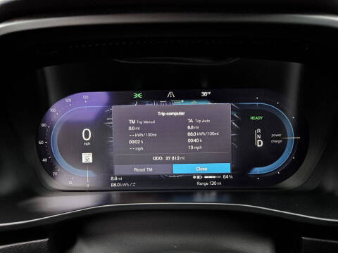 2022 Volvo C40 Recharge Pure Electric P8