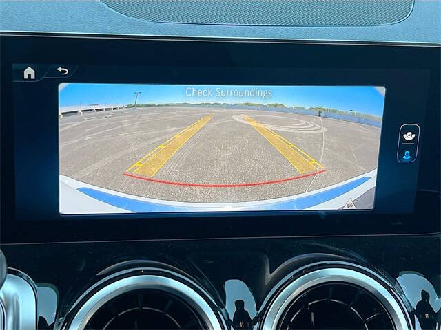 2025 Mercedes-Benz GLB GLB 250 4MATIC