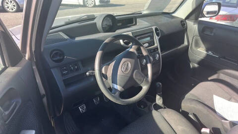 2005 Scion xB