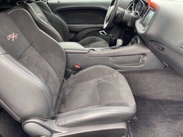 2016 Dodge Challenger R/T Plus