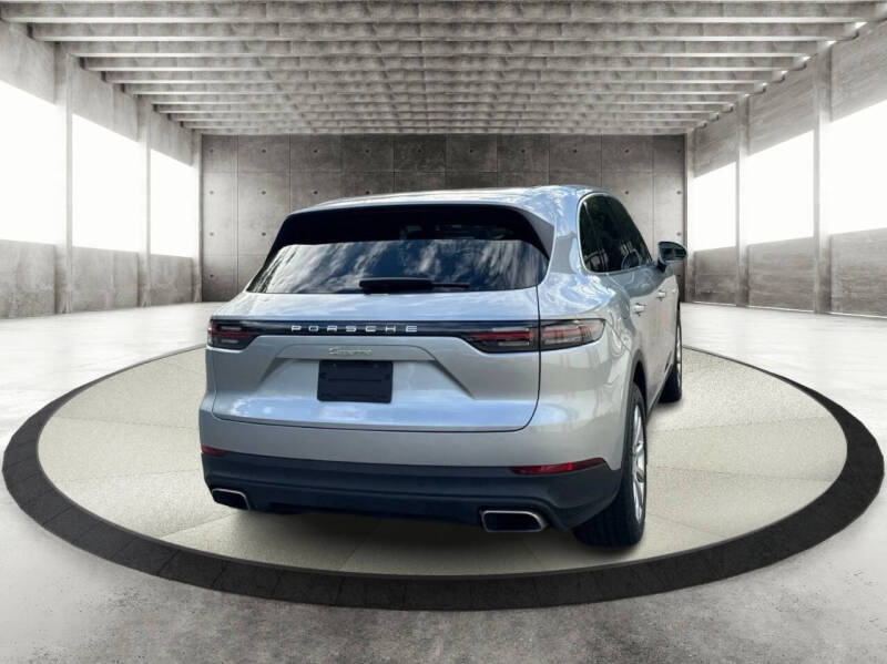 2023 Porsche Cayenne E-Hybrid
