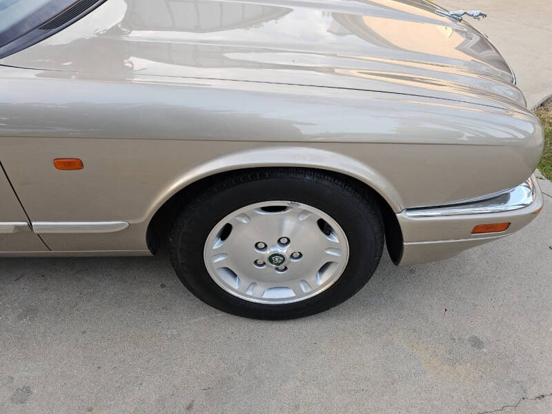 1995 Jaguar XJ-Series XJ6