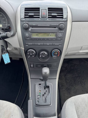 2009 Toyota Corolla LE