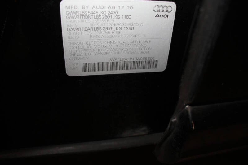 2011 Audi Q5 2.0T quattro Premium Plus
