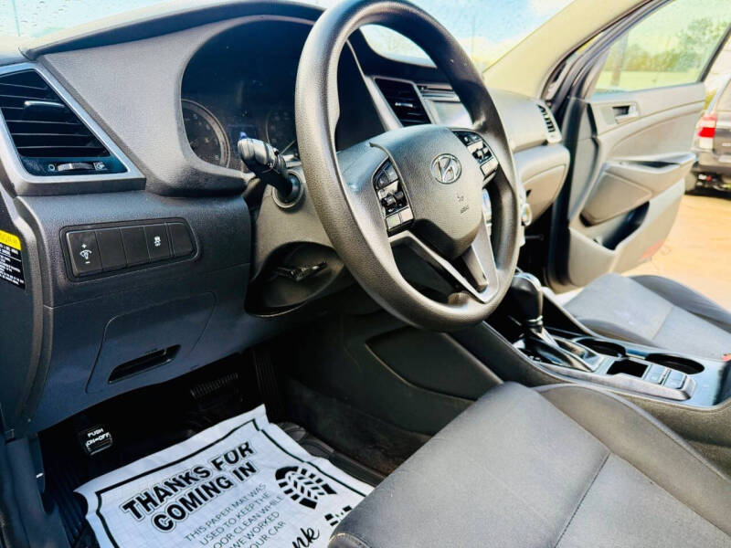 2017 Hyundai Tucson SE