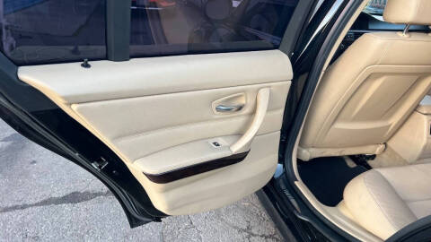 2011 BMW 3 Series 328i