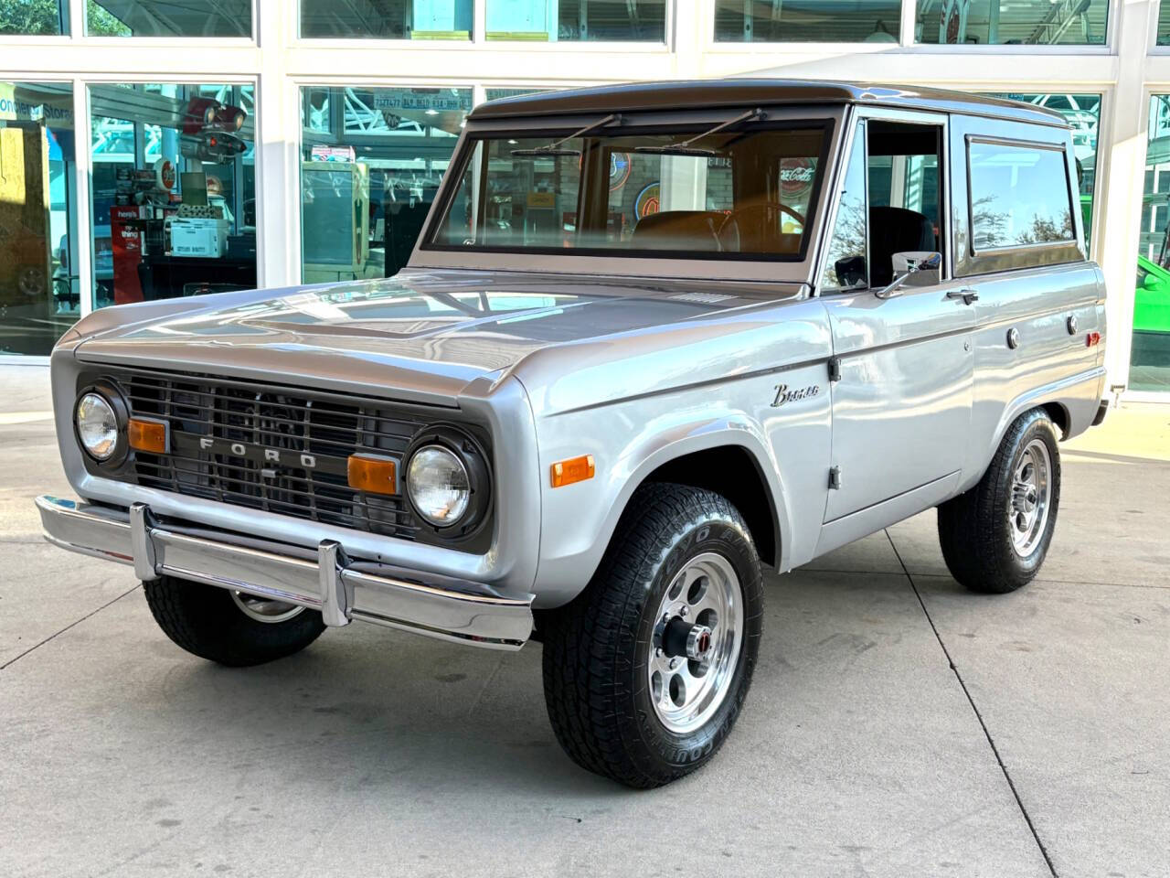 1974 Ford Bronco 11