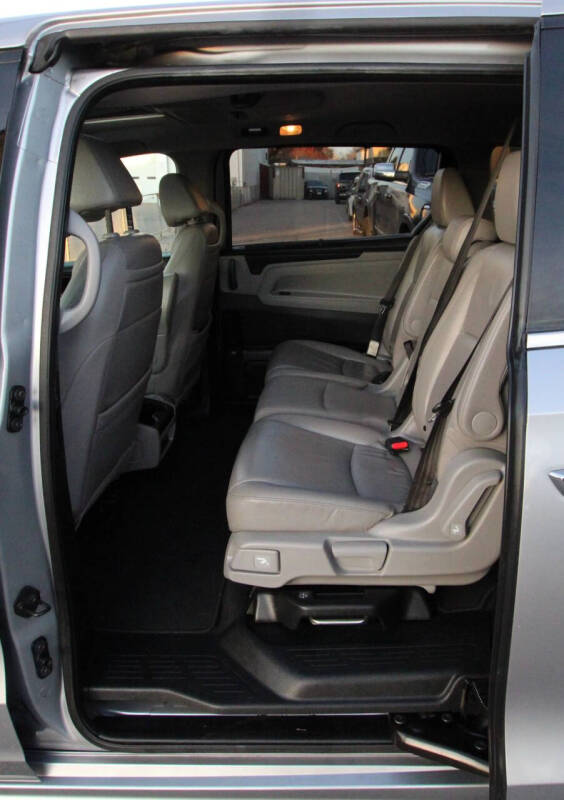 2018 Honda Odyssey Elite