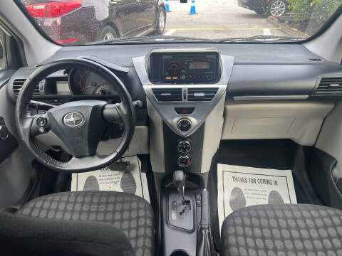 2013 Scion iQ