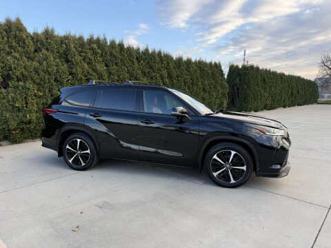 2022 Toyota Highlander XSE
