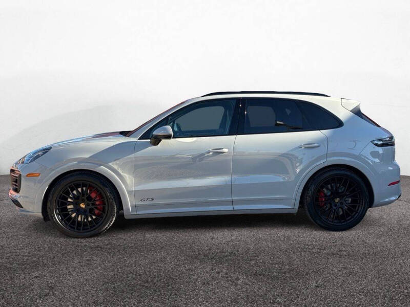 2021 Porsche Cayenne GTS
