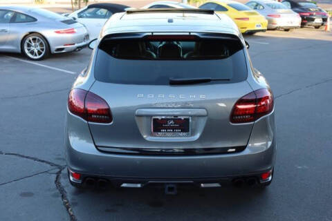 2014 Porsche Cayenne GTS