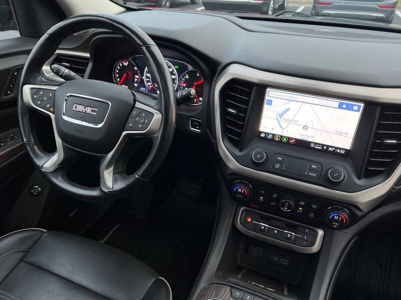 2021 GMC Acadia Denali