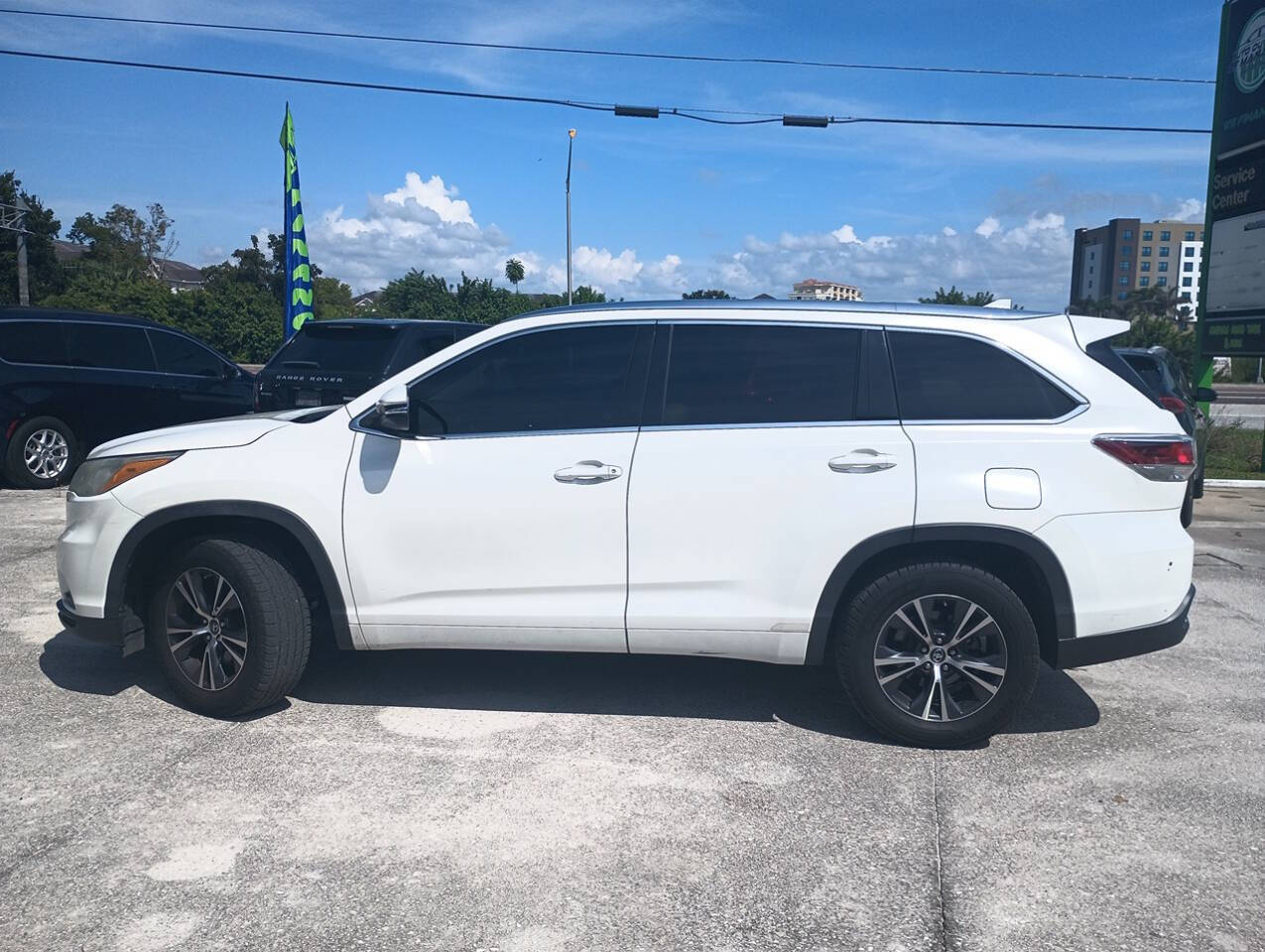 2016 Toyota Highlander for sale at Auto Outlet Of Manatee in Palmetto, FL