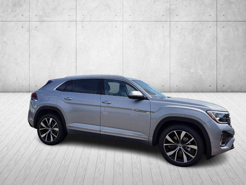 2026 Volkswagen Atlas Cross Sport SEL Premium R-Line 4Motion