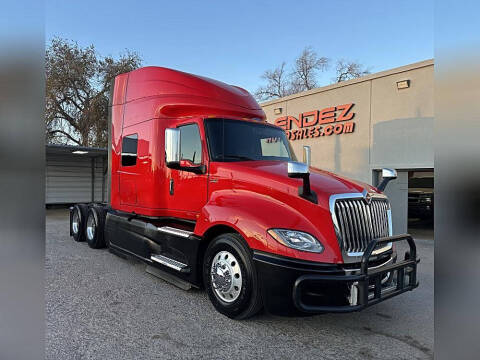 2018 International LT625