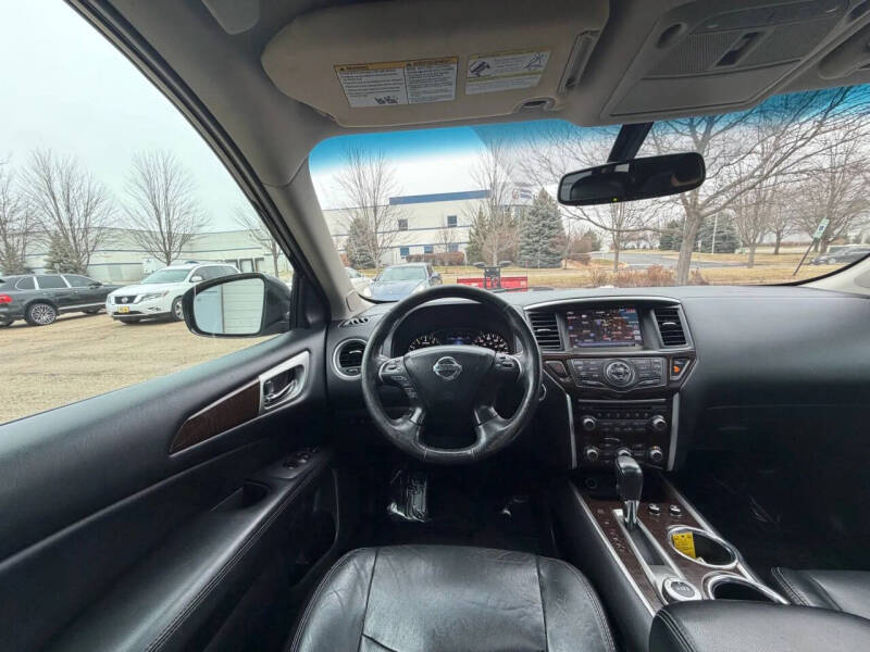 2014 Nissan Pathfinder Platinum