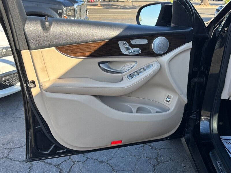 2016 Mercedes-Benz GLC GLC 300