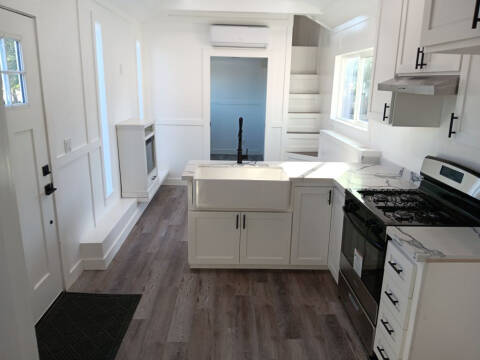 2024 TINY HOME 10X34