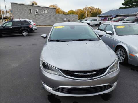 2015 Chrysler 200 for sale at First  Autos in Rockford IL