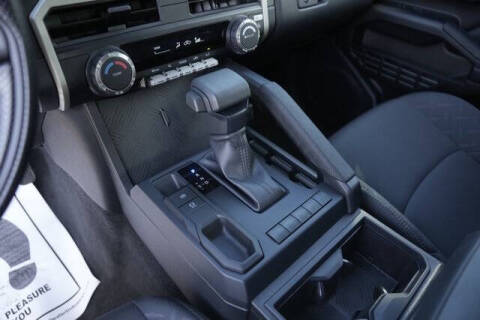 2025 Toyota Tacoma SR