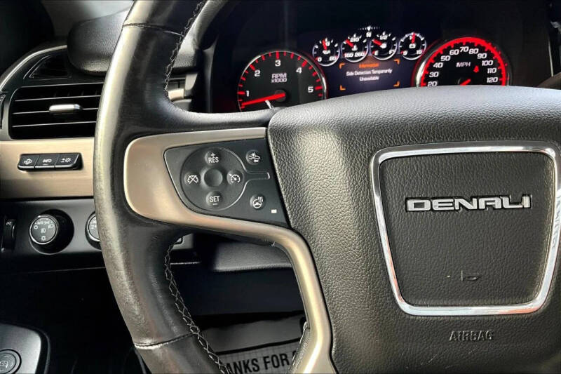 2016 GMC Yukon Denali