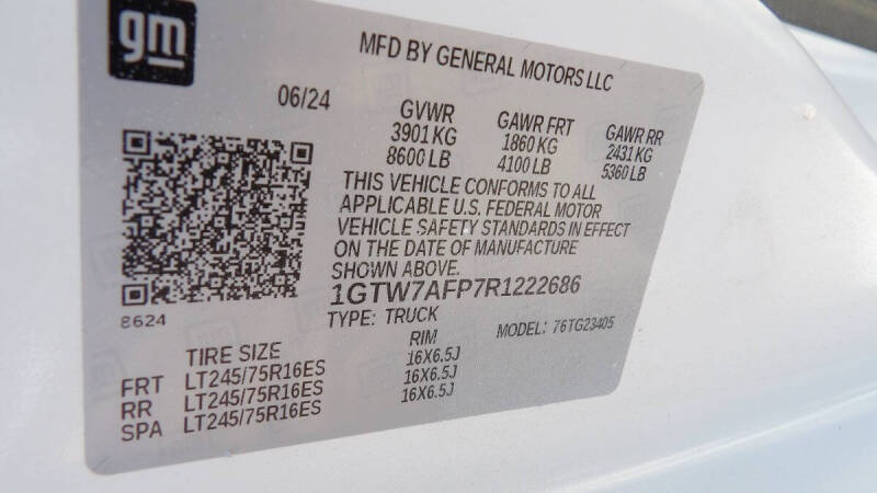 2024 GMC Savana 2500