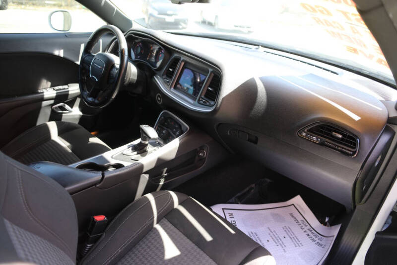 2019 Dodge Challenger SXT