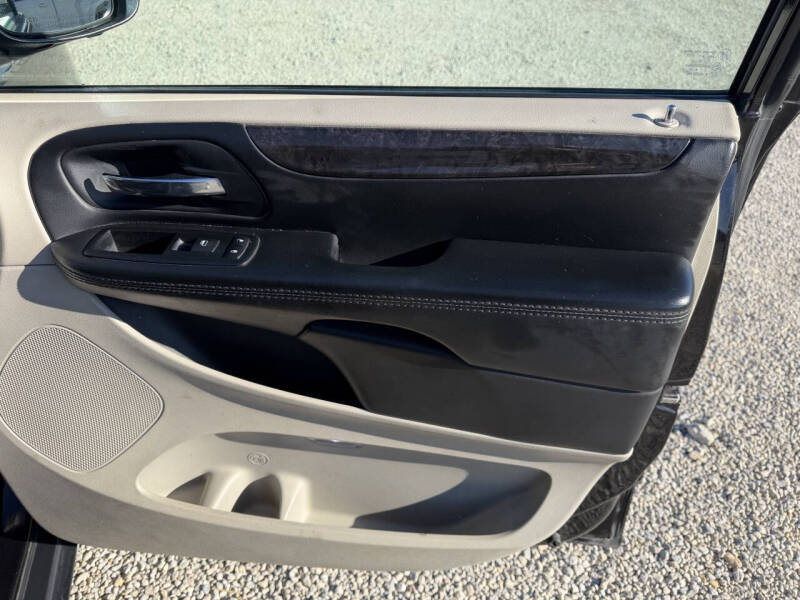 2015 Dodge Grand Caravan SXT Plus