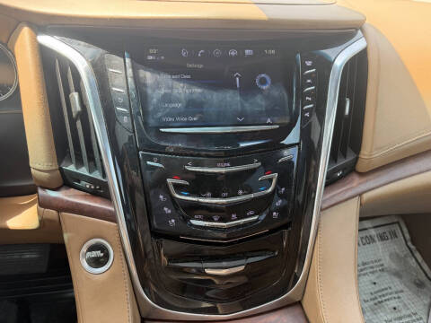 2017 Cadillac Escalade ESV Platinum