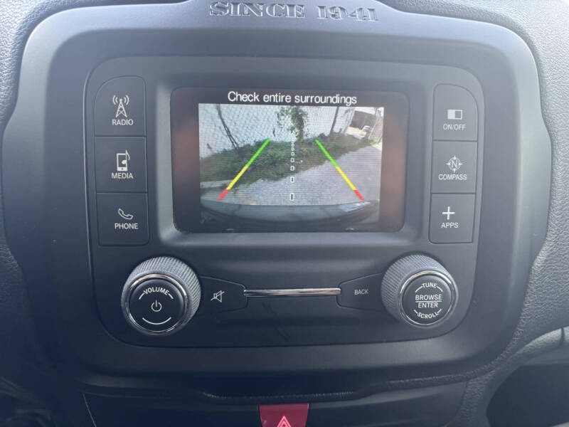 2017 Jeep Renegade Altitude