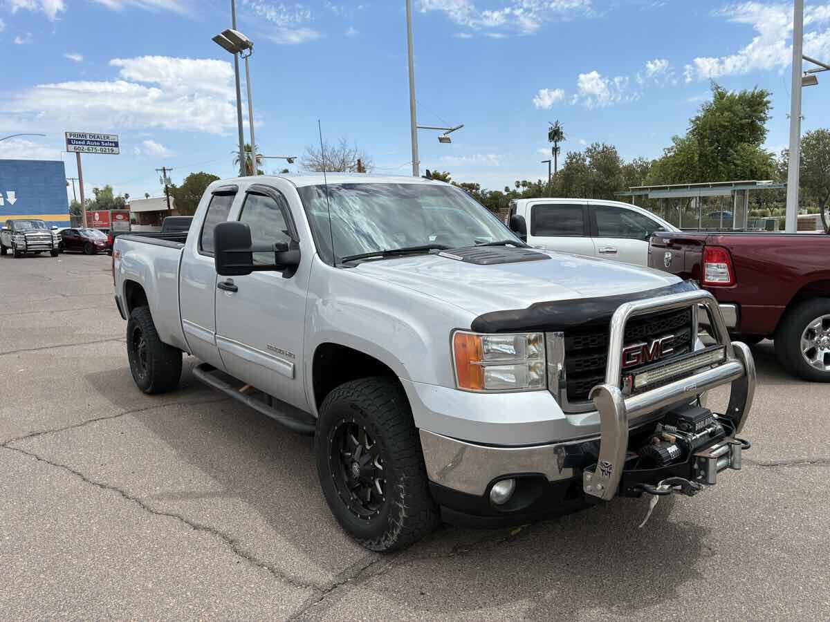 2011 GMC Sierra 2500HD SLE 2