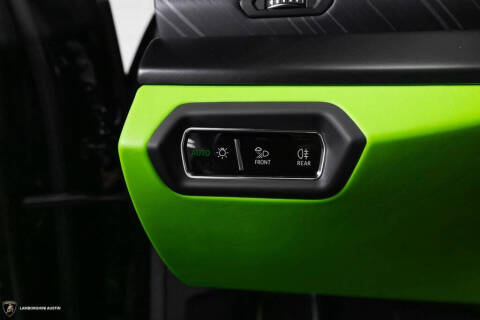 2024 Lamborghini Urus S