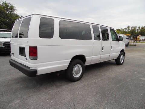 2006 Ford E-350