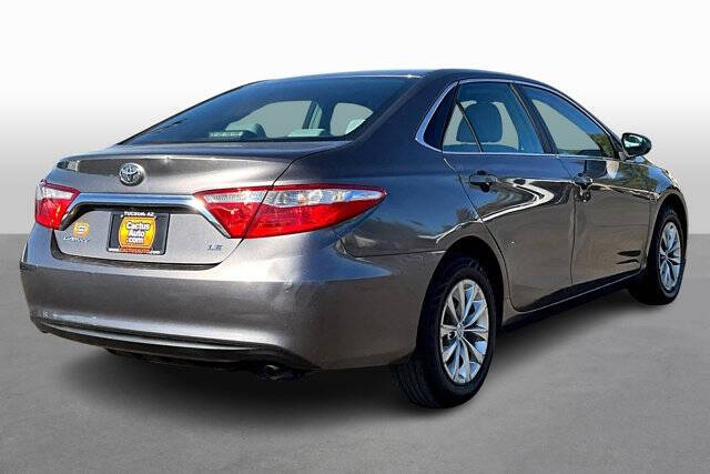 2017 Toyota Camry XLE