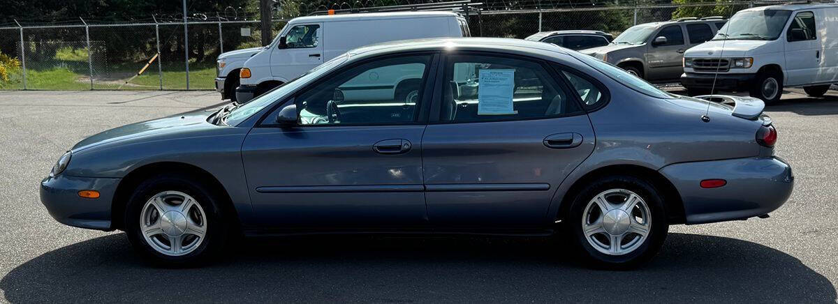 1999 Ford Taurus SE SE 4dr Sedan 2