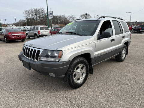 2002 Jeep Grand Cherokee for sale at Peak Motors in Loves Park IL