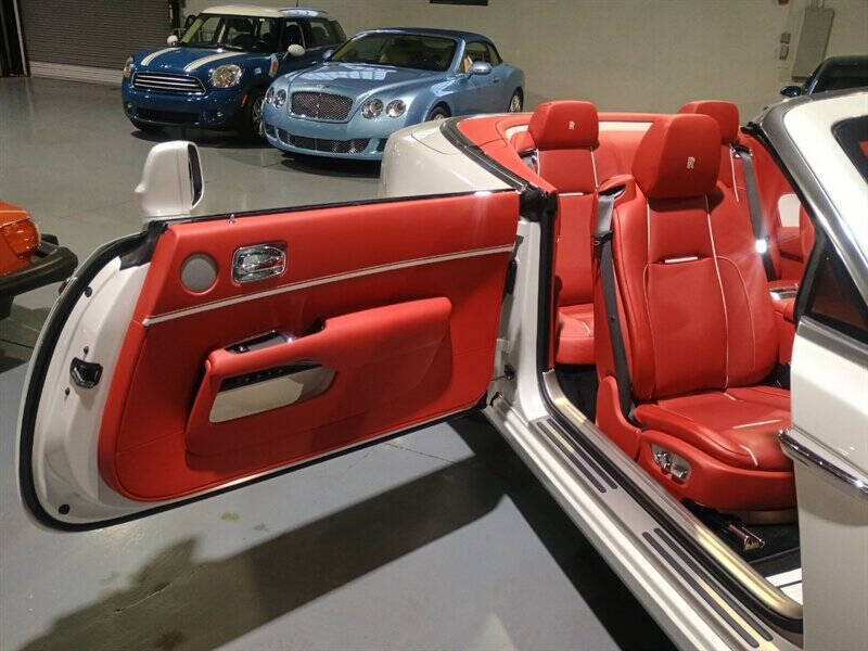 2018 Rolls-Royce Dawn 7