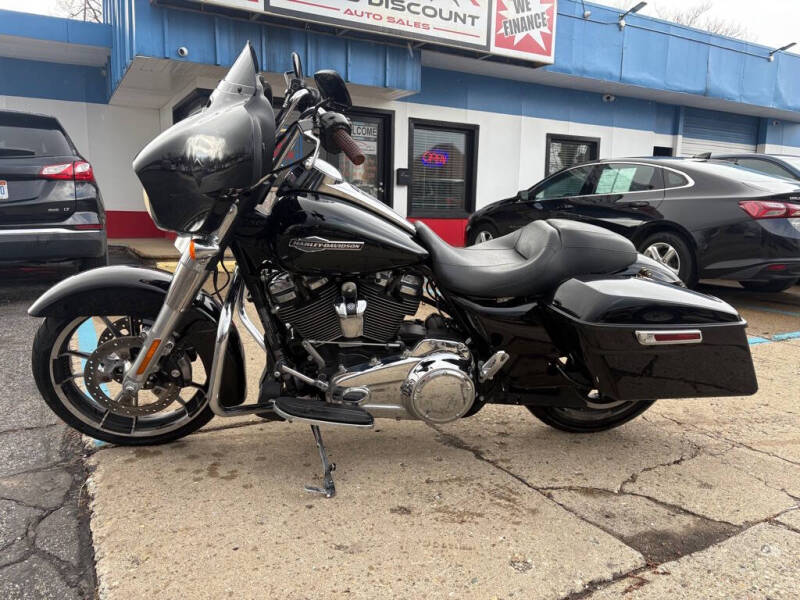 2022 Harley-Davidson Street Glide