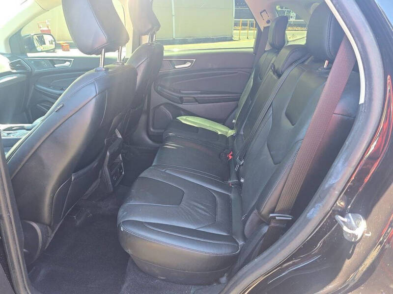 2021 Ford Edge Titanium