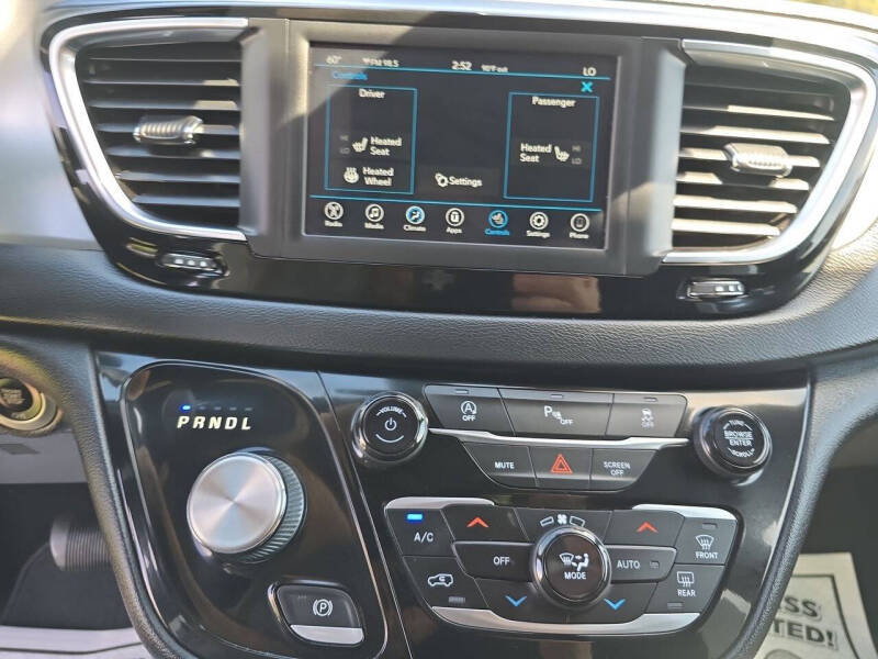 2020 Chrysler Pacifica Touring