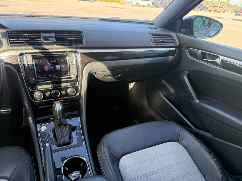 2018 Volkswagen Passat V6 GT