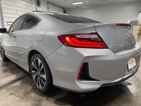 2017 Honda Accord EX-L w/Navi w/Honda Sensing