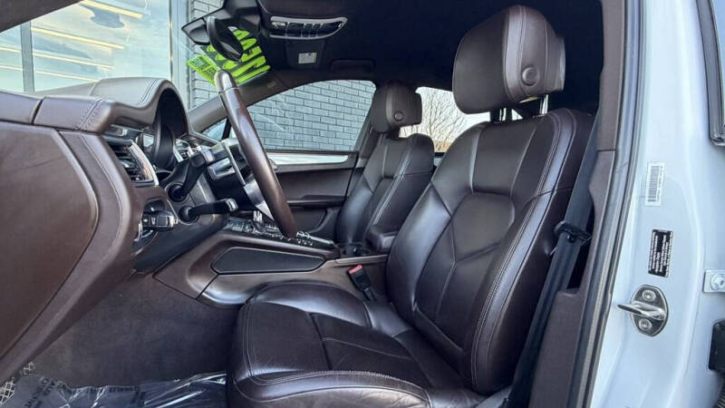 2016 Porsche Macan S